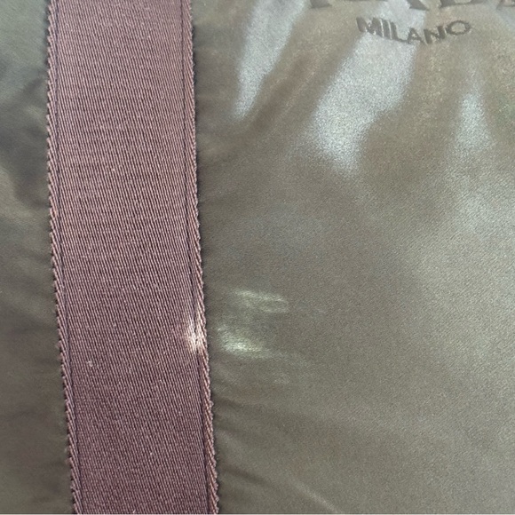 SALE PRADA Tote Bag - Picture 7 of 16